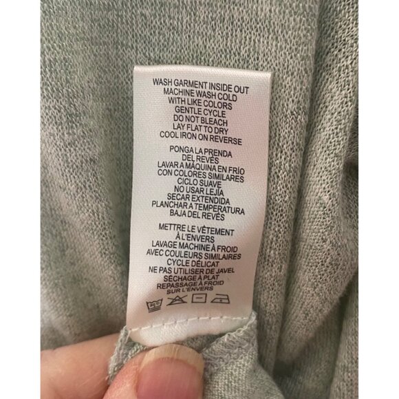 Simply Noelle Womens S/M Light Green Knotted Long Sleeve Top W/Pearl Buttons - Picture 6 of 7